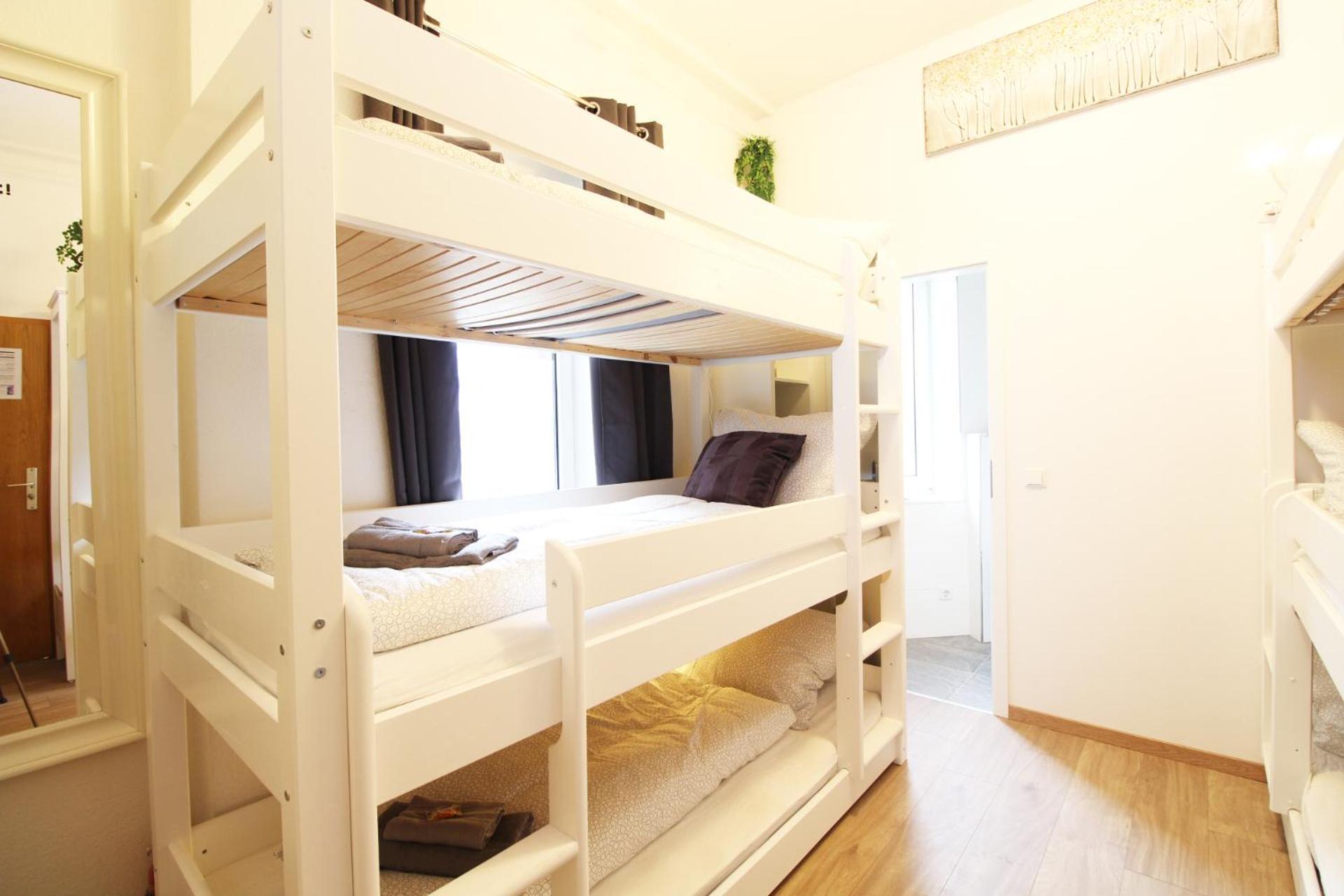 Hotel Ulm Zentrum - Komplettes Zimmer, Hochbett, Android Tv & Eigenem Bad - Perfekt Fuer Familien & Gruppen Экстерьер фото