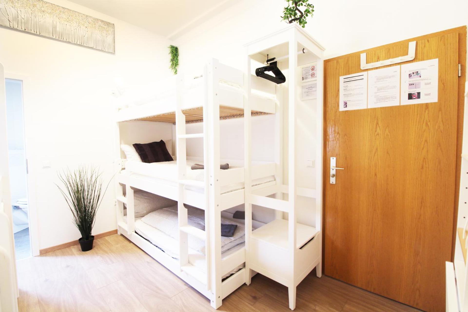 Hotel Ulm Zentrum - Komplettes Zimmer, Hochbett, Android Tv & Eigenem Bad - Perfekt Fuer Familien & Gruppen Экстерьер фото