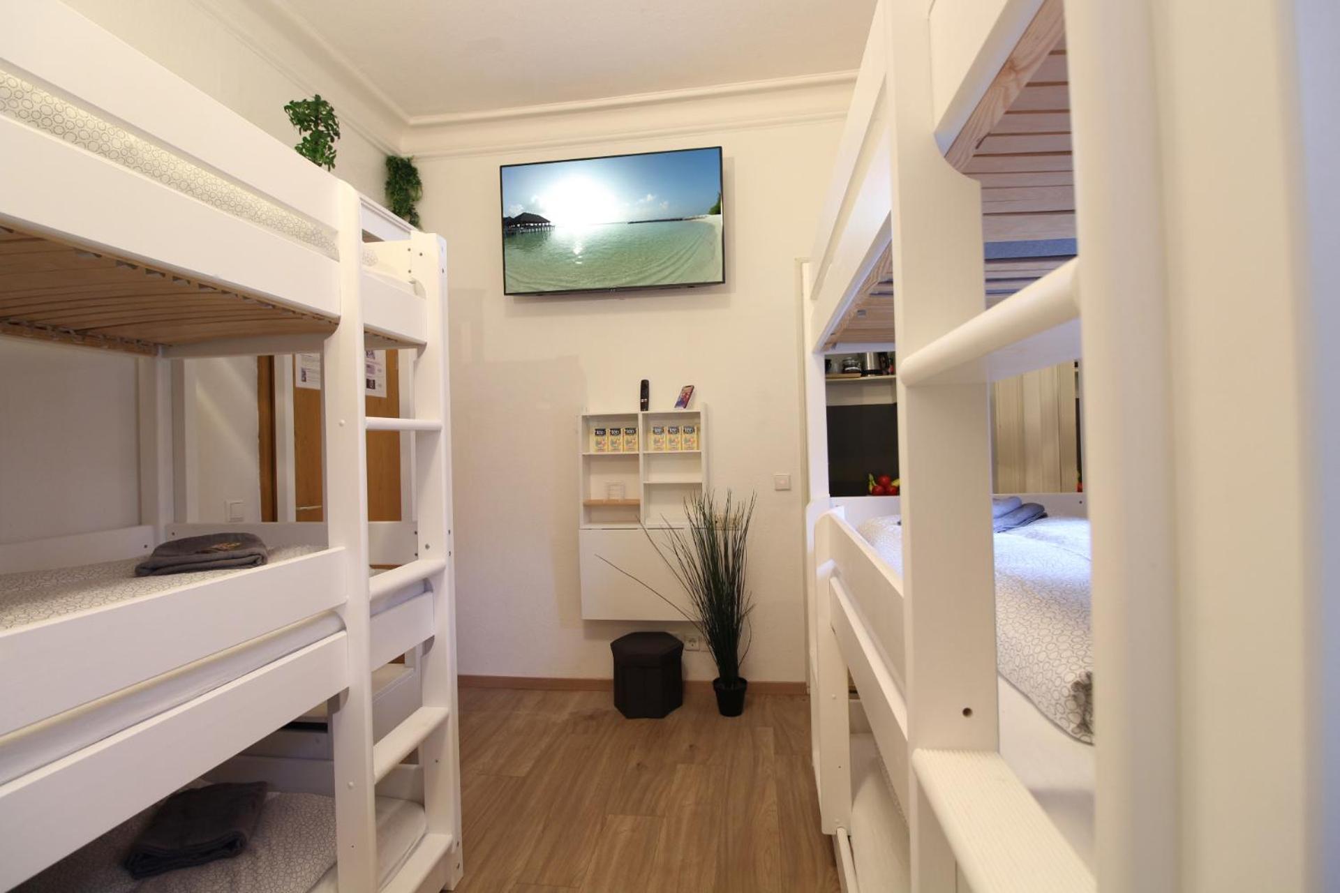 Hotel Ulm Zentrum - Komplettes Zimmer, Hochbett, Android Tv & Eigenem Bad - Perfekt Fuer Familien & Gruppen Экстерьер фото