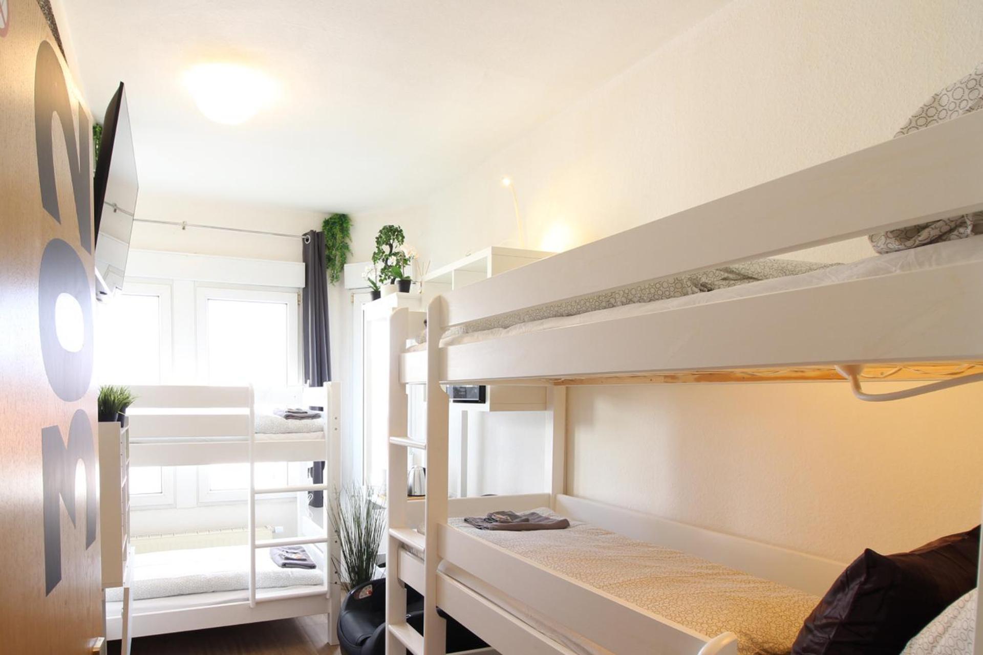 Hotel Ulm Zentrum - Komplettes Zimmer, Hochbett, Android Tv & Eigenem Bad - Perfekt Fuer Familien & Gruppen Экстерьер фото