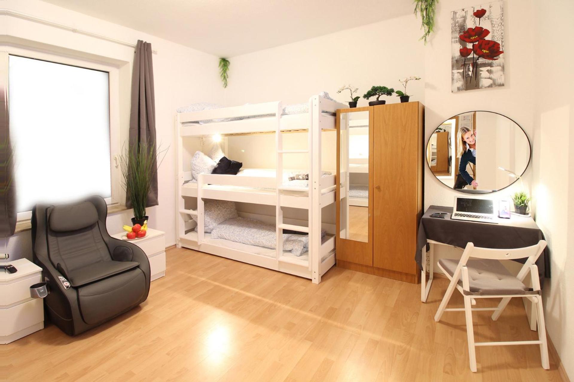 Hotel Ulm Zentrum - Komplettes Zimmer, Hochbett, Android Tv & Eigenem Bad - Perfekt Fuer Familien & Gruppen Экстерьер фото